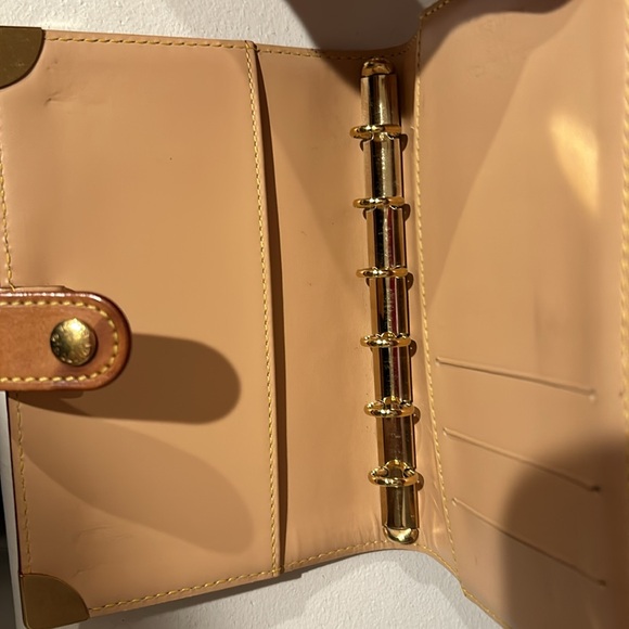 (SOLD) Louis Vuitton Monogram Multicolor Small Ring Agenda - Picture 10 of 12